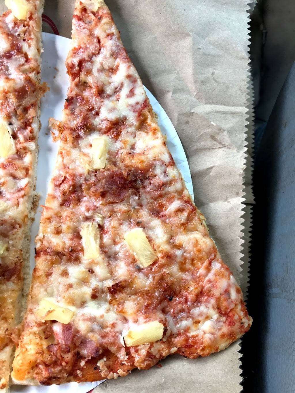 Ginos Famous Pizza | restaurant | 1656 Nash Rd, Courtice, ON L1E 2Y4, Canada | 9054344333 OR +1 905-434-4333