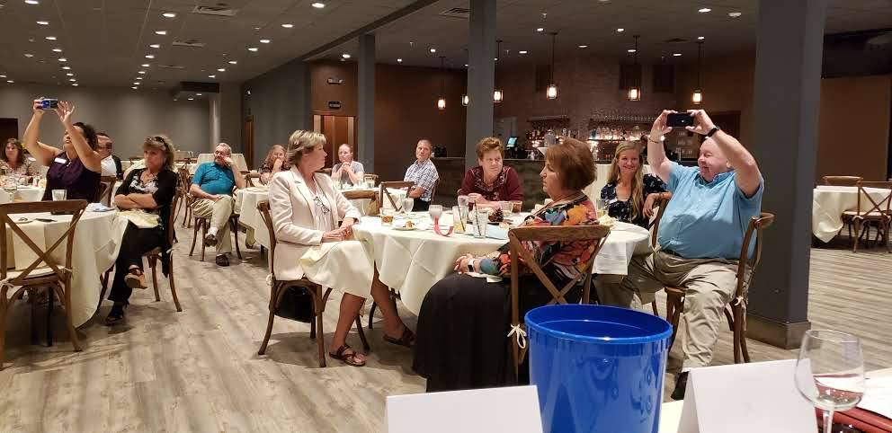 Jefferson Golf Course - Neighbors Grill & Pizza | restaurant | 216 Golf Dr, Jefferson, WI 53549, USA | 9206742965 OR +1 920-674-2965