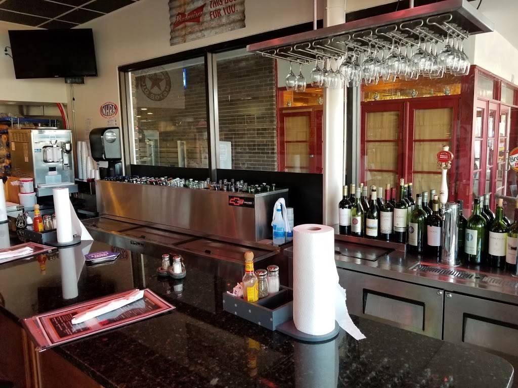 Brooks Gourmet Burgers & Dogs | restaurant | 843 Vanderbilt Beach Rd, Naples, FL 34108, USA | 2396318298 OR +1 239-631-8298