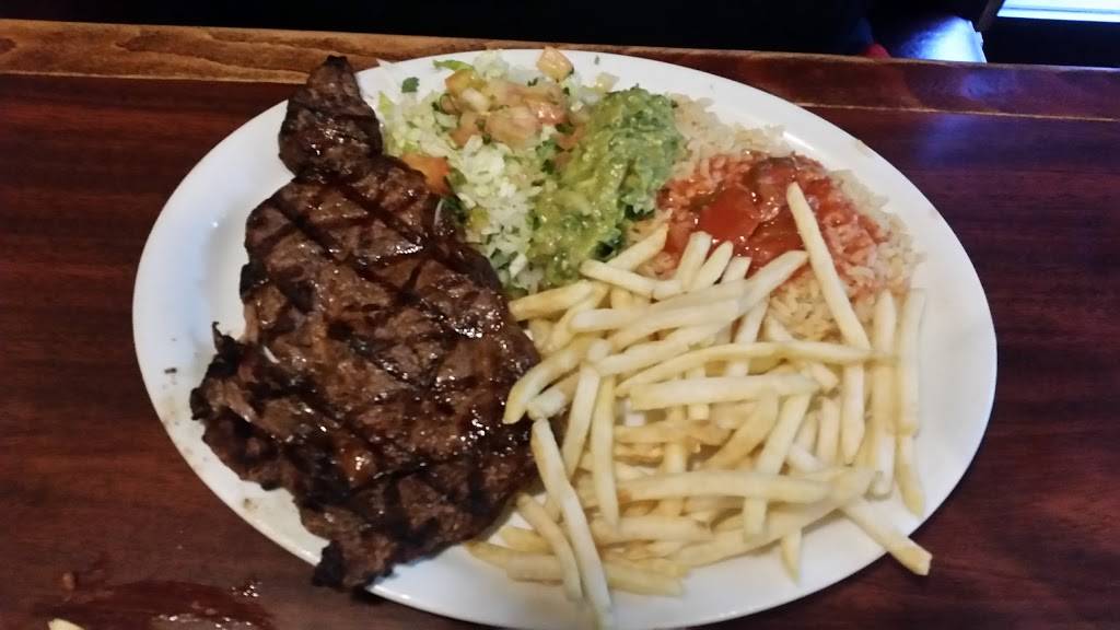 Mi Cocina Restaurant | restaurant | 27961 Highland Ave A, Highland, CA 92346, USA | 9094250393 OR +1 909-425-0393