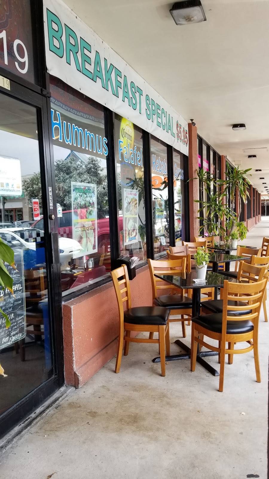 Mini Pita Mediterranean Cafe | restaurant | 1019 W State Rd 84, Fort Lauderdale, FL 33315, USA | 9544515118 OR +1 954-451-5118