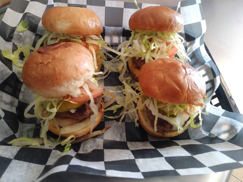 Buffalo Phillys | restaurant | 2072 Daniel Stuart Square, Woodbridge, VA 22191, USA | 7034919464 OR +1 703-491-9464