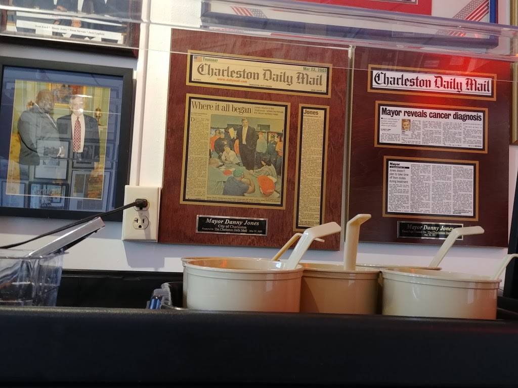 Dannys BBQ Stand | restaurant | 1019 Quarrier St, Charleston, WV 25301, USA | 3042054083 OR +1 304-205-4083