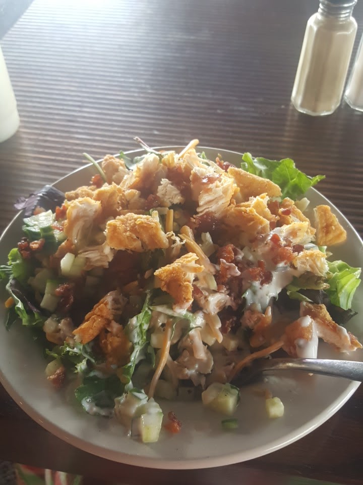 Southside Grill | restaurant | 1112 South US Old Highway 75, Sabetha, KS 66534, USA | 7853003333 OR +1 785-300-3333