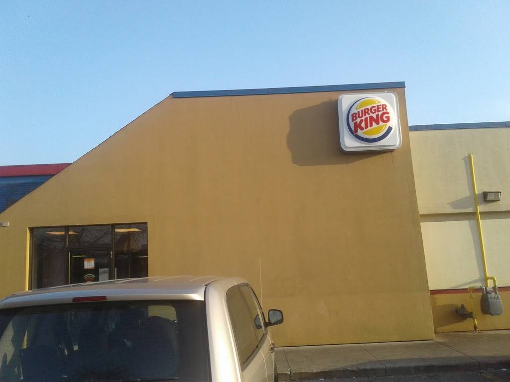 Burger King | restaurant | 1001 Wellington Rd, London, ON N6E 1W4, Canada | 5196859620 OR +1 519-685-9620