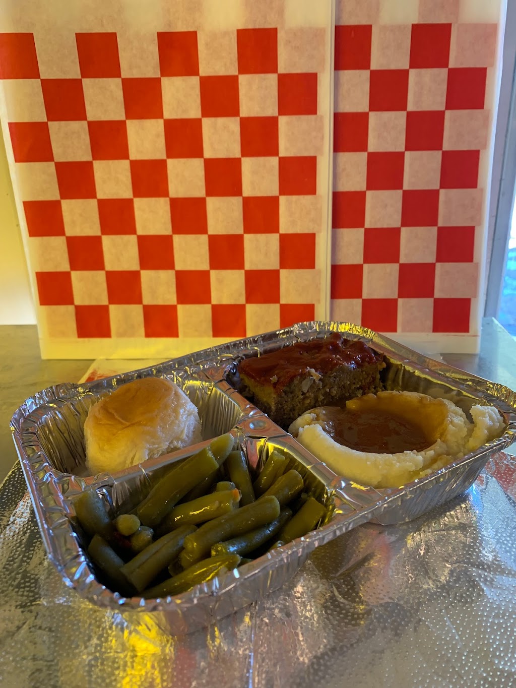 Weavers Snack Shack | meal takeaway | 429 AR-18 N, Newport, AR 72112, USA | 8705031094 OR +1 870-503-1094