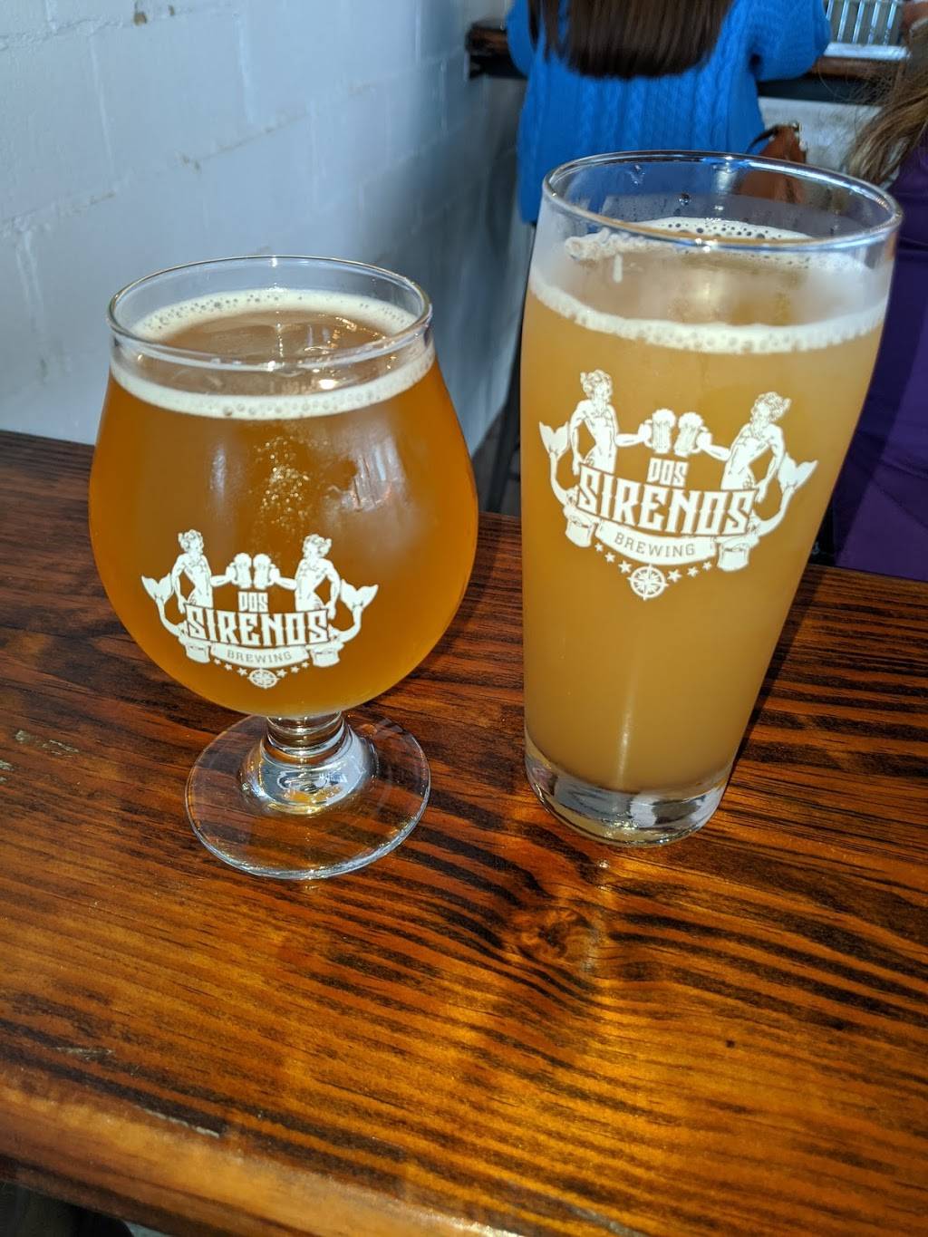 Dos Sirenos Brewing | restaurant | 231 E Cevallos St, San Antonio, TX 78204, USA | 2104428138 OR +1 210-442-8138