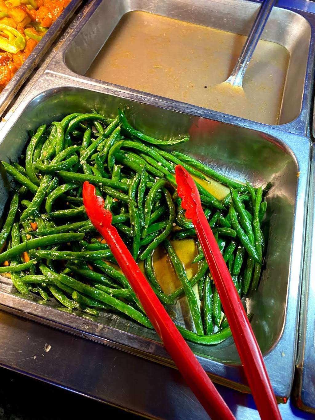 Royal Grill & Supreme Buffet | restaurant | 2641 Maple Point Dr, Lafayette, IN 47905, USA | 7654460888 OR +1 765-446-0888