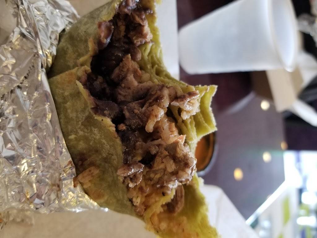 Iguanas Burritozilla | restaurant | 1008 Blossom Hill Rd, San Jose, CA 95123, USA | 6692550800 OR +1 669-255-0800