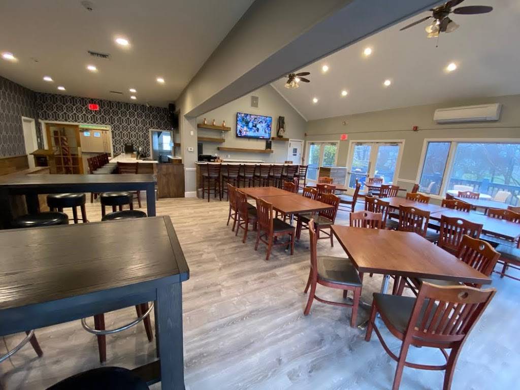 The Pub on 1 | restaurant | 1 Overlook Cir, North Providence, RI 02904, USA | 4018656348 OR +1 401-865-6348