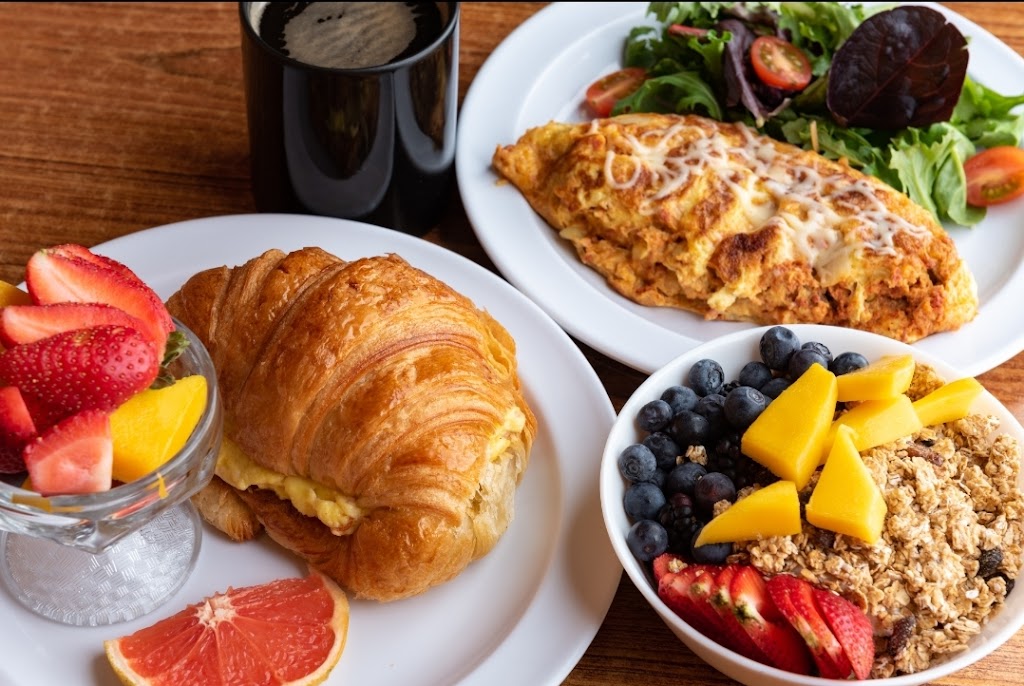 Laurents "Le" Coffee Shop | cafe | 12457 Washington Blvd #5511, Los Angeles, CA 90066, USA | 3103909313 OR +1 310-390-9313