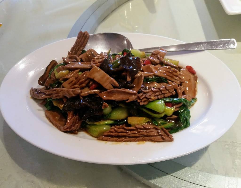 Legend of Taste | restaurant | 2002 Utopia Pkwy, Whitestone, NY 11357, USA | 7184234888 OR +1 718-423-4888