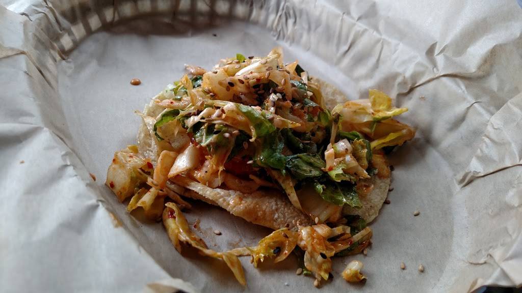 Del Seoul | restaurant | 2568 N Clark St, Chicago, IL 60614, USA | 7732484227 OR +1 773-248-4227