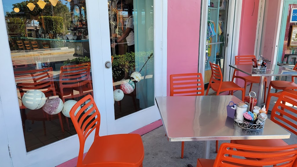 Harpoon Harrys | restaurant | 832 Caroline St, Key West, FL 33040, USA | 3052948744 OR +1 305-294-8744