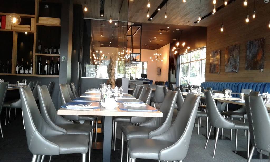 Le Greg Bistro & Bar | restaurant | 325 Avenue de Venise O, Venise-en-Québec, QC J0J 2K0, Canada | 4503901538 OR +1 450-390-1538