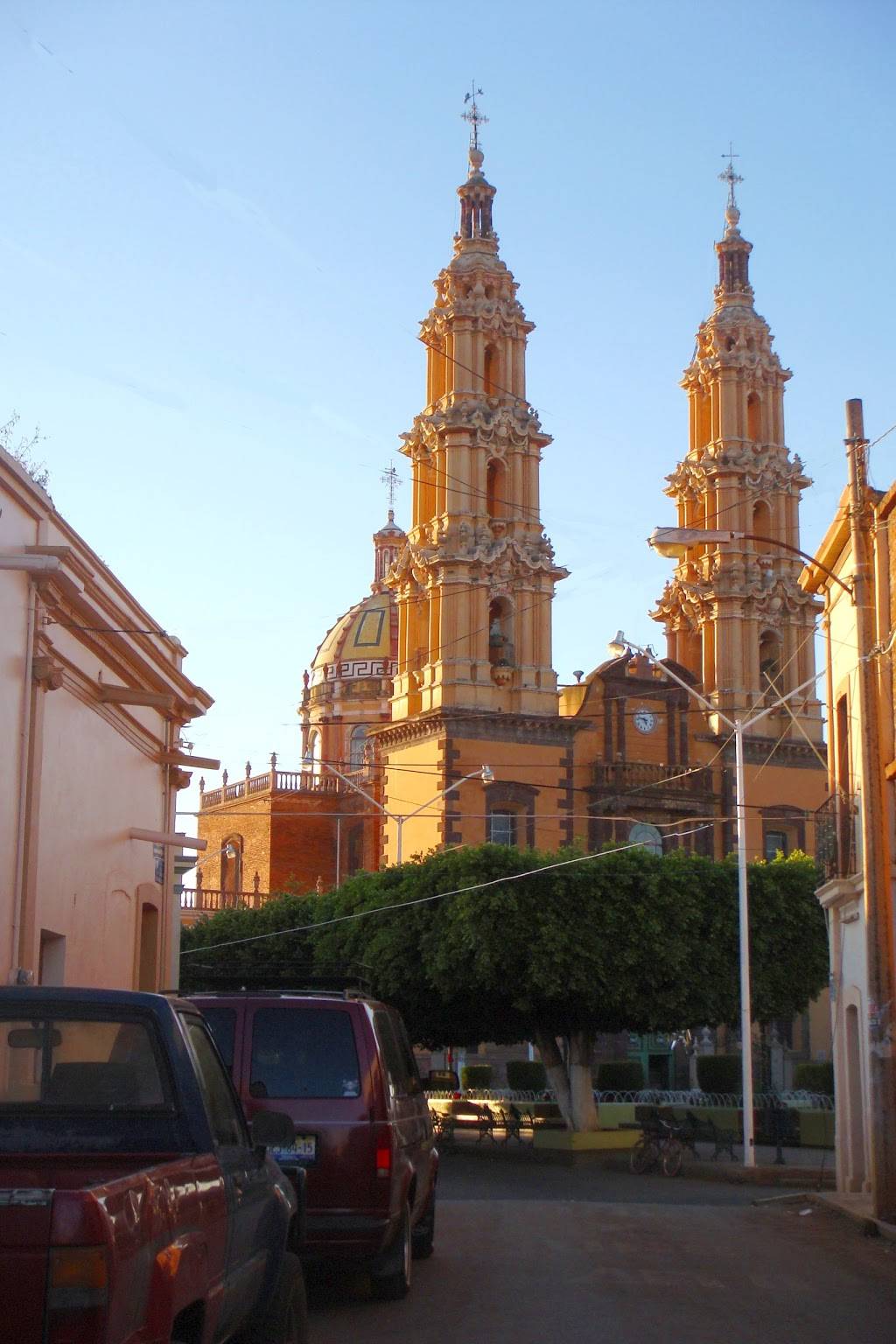 Los Gallos Taqueria | restaurant | 1017 S Boone St, Aberdeen, WA 98520, USA | 3605384855 OR +1 360-538-4855