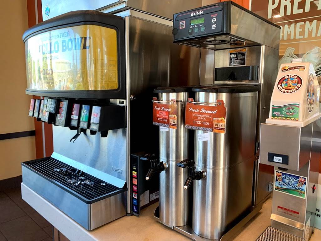 El Pollo Loco | restaurant | 2442 Naglee Rd, Tracy, CA 95304, USA | 2098398592 OR +1 209-839-8592