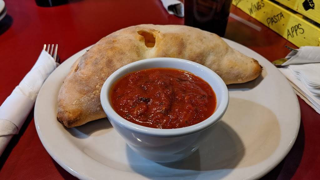 Pazzos Pizzeria | restaurant | 50 Chambers Ave, Eagle, CO 81631, USA | 9703379900 OR +1 970-337-9900