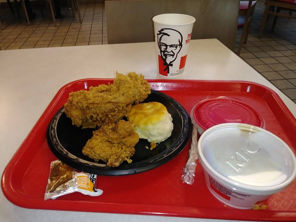 KFC | restaurant | 2224 E Riverside Dr, Austin, TX 78741, USA | 5123262133 OR +1 512-326-2133