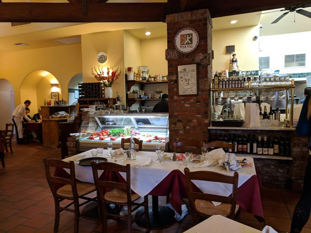 Via Vai Trattoria Pizzeria | restaurant | 1483 E Valley Rd #20, Santa Barbara, CA 93108, USA | 8055659393 OR +1 805-565-9393