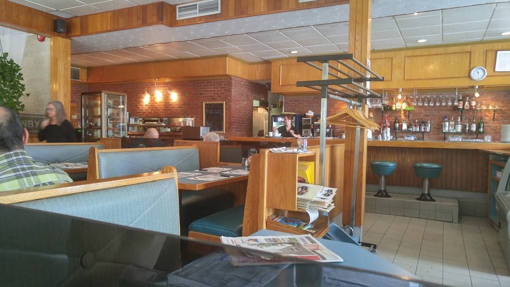 Delicatessen Place Granby | restaurant | 302 Rue Principale, Granby, QC J2G 2W4, Canada | 4503783768 OR +1 450-378-3768