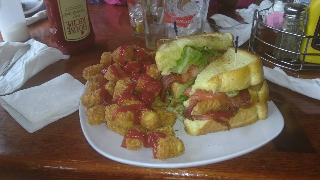 The Ball Room | restaurant | 112 E Cook St, Portage, WI 53901, USA | 6085661454 OR +1 608-566-1454