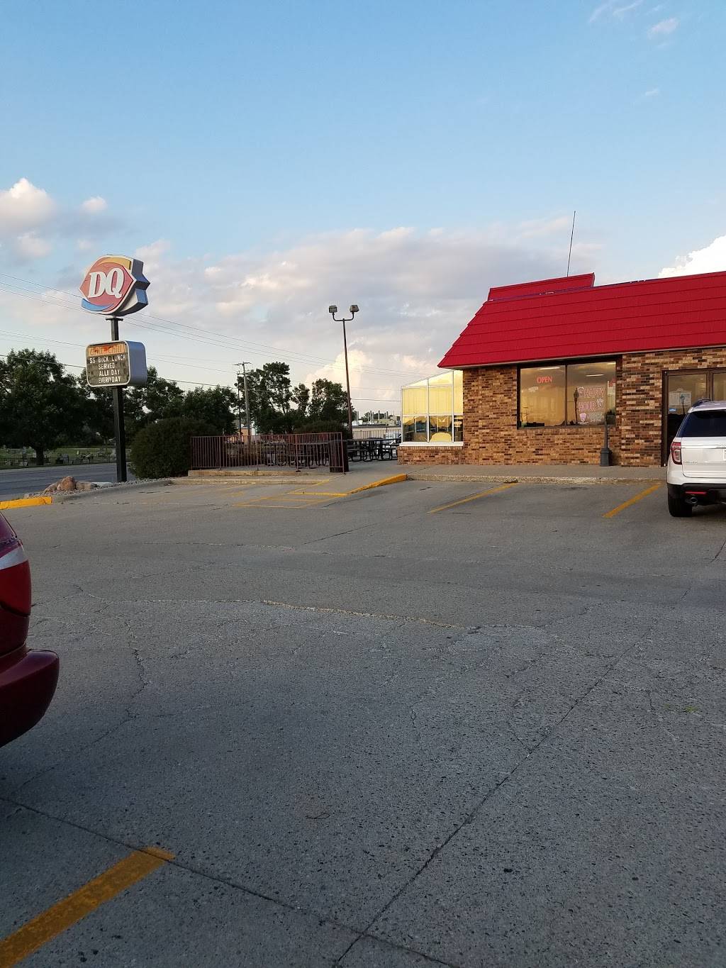 Dairy Queen | restaurant | 2019 18th St, Spirit Lake, IA 51360, USA | 7123365483 OR +1 712-336-5483