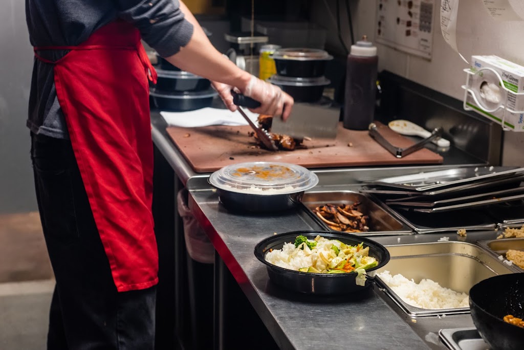 Teriyaki Madness | restaurant | 16955 N 75th Ave Ste 115, Peoria, AZ 85382, USA | 6238784219 OR +1 623-878-4219