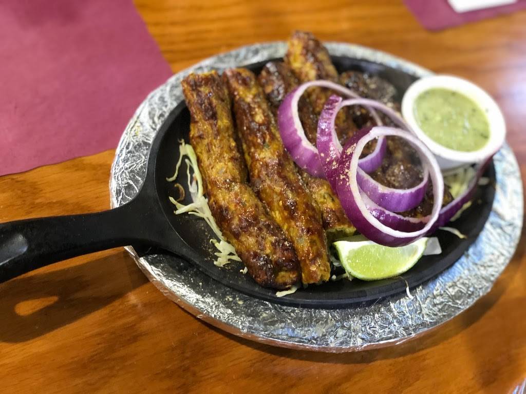 Dawat Indian Restaurant | restaurant | 295 Daniel Webster Hwy, Nashua, NH 03060, USA | 6034029333 OR +1 603-402-9333