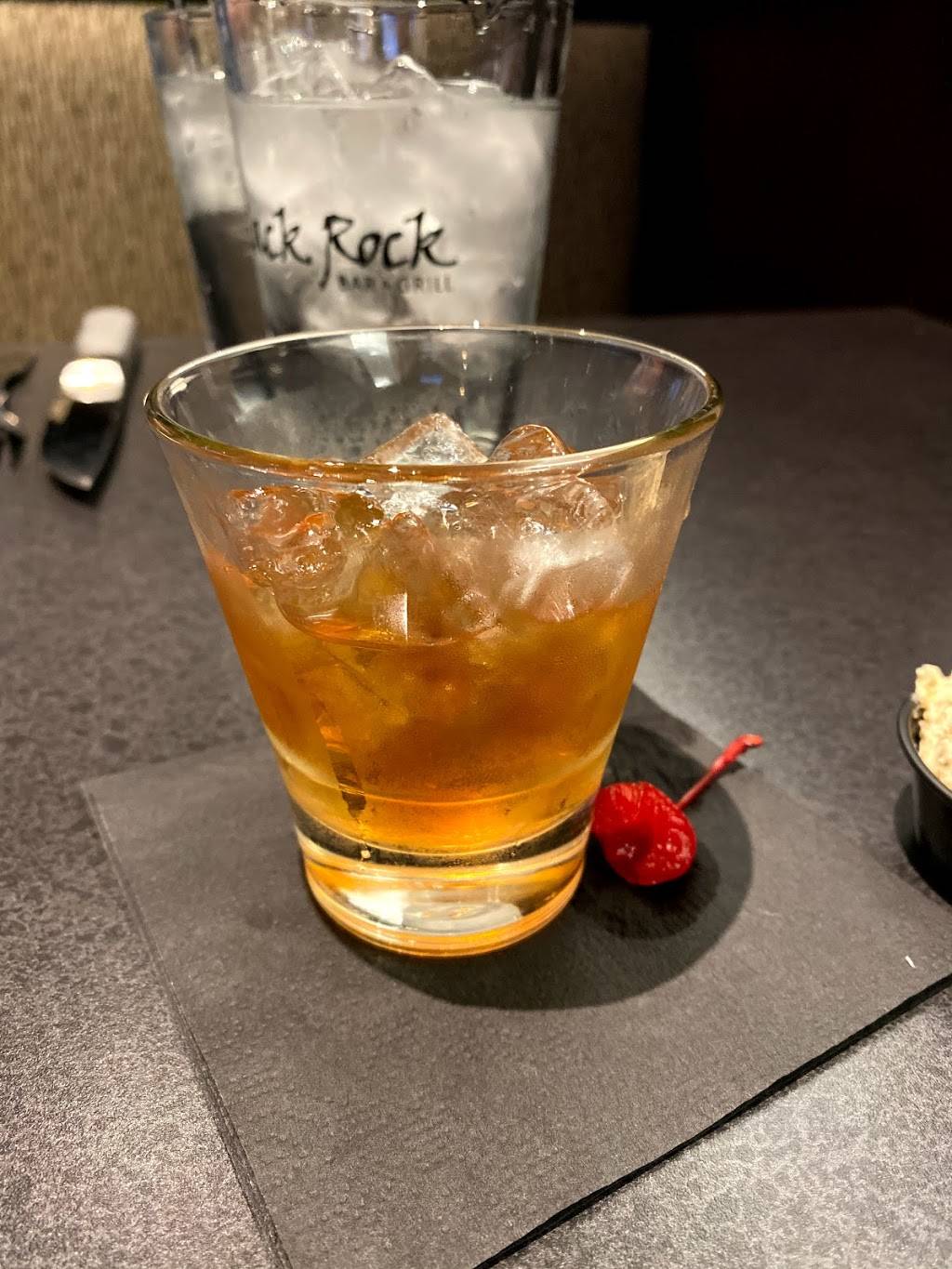 Black Rock Bar & Grill - Grand Rapids | restaurant | 3195 28th St SE, Kentwood, MI 49512, USA | 6163694047 OR +1 616-369-4047