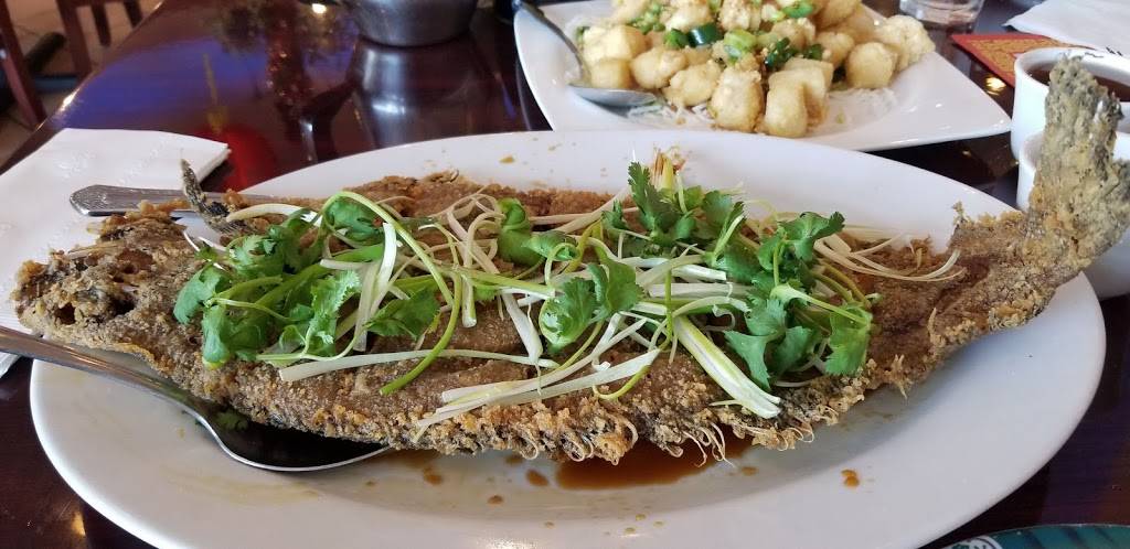 Full Kee Restaurant | restaurant | 5830 Columbia Pike, Falls Church, VA 22041, USA | 7035758232 OR +1 703-575-8232