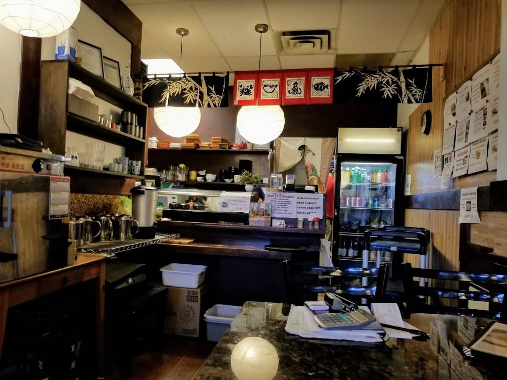 Han Oak Korean/Japanese Restaurant | restaurant | 1450 Clark Ave W, Thornhill, ON L4J 7K2, Canada | 9057388304 OR +1 905-738-8304