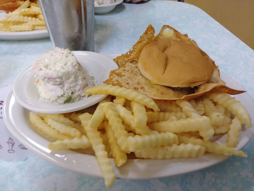 Shady Glen | restaurant | 360 Middle Turnpike W, Manchester, CT 06040, USA | 8606430511 OR +1 860-643-0511