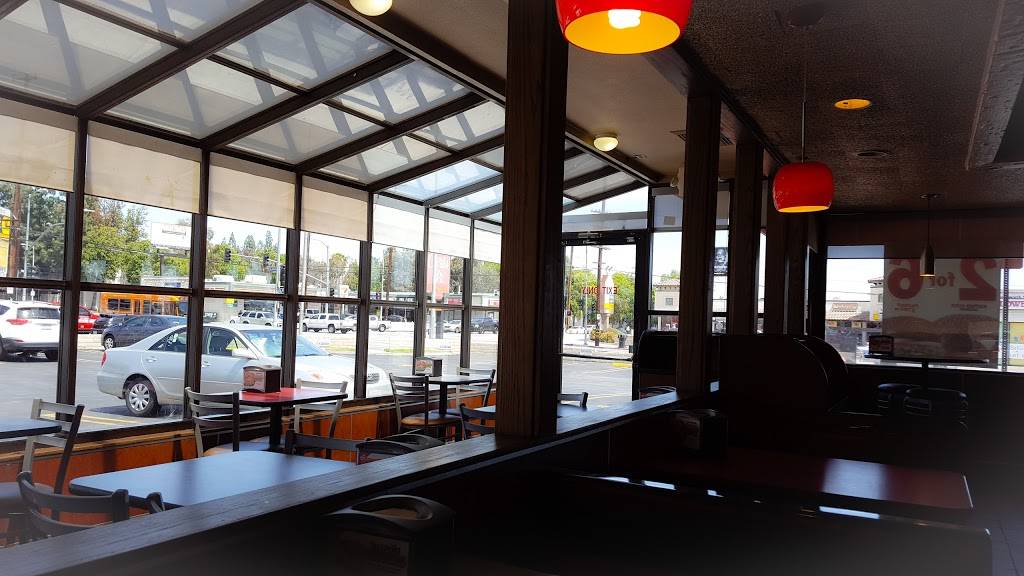 Carls Jr. | restaurant | 9861 De Soto Ave, Chatsworth, CA 91311, USA | 8189980188 OR +1 818-998-0188