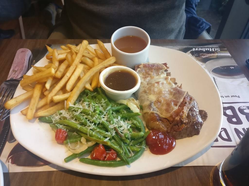 Rôtisserie St-Hubert | restaurant | 5885 Boulevard Cousineau, Saint-Hubert, QC J3Y 7P5, Canada | 5143855555 OR +1 514-385-5555