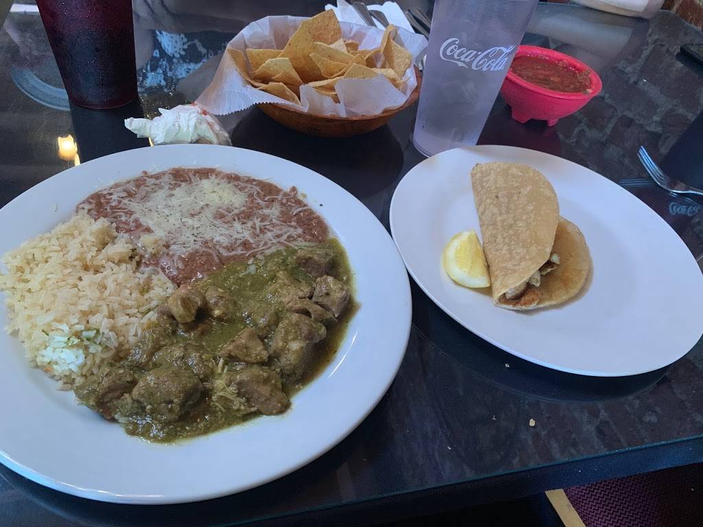 Salsas Cantina | restaurant | 410 Clovis Ave, Clovis, CA 93612, USA | 5593230400 OR +1 559-323-0400