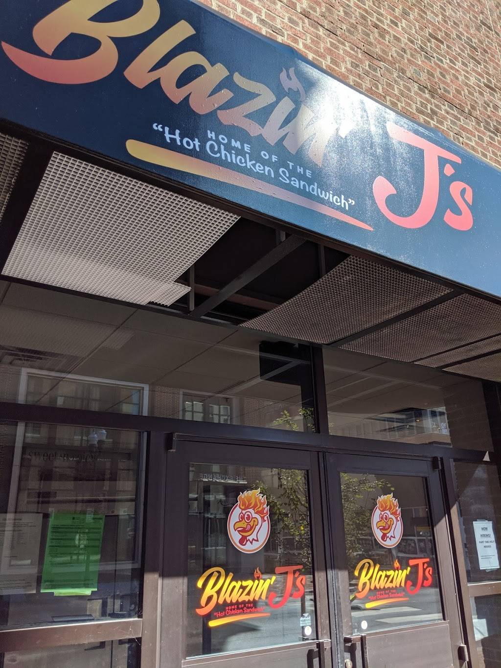 Blazin Js | restaurant | 15 E King St, Lancaster, PA 17602, USA | 7179457197 OR +1 717-945-7197