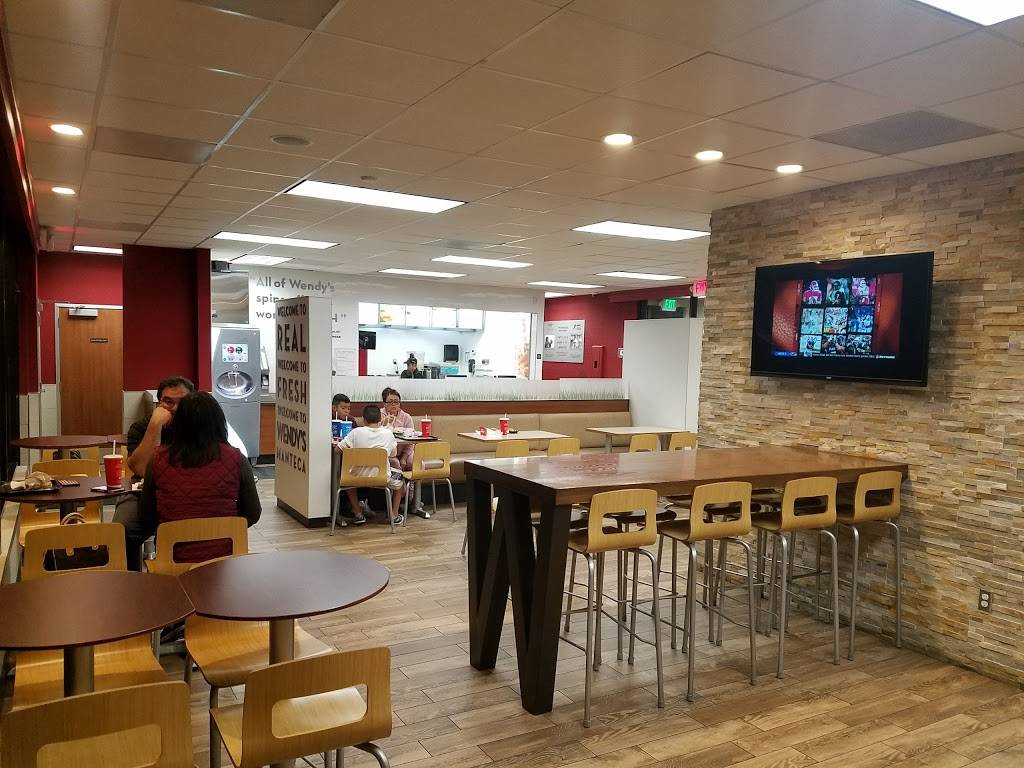 Wendys | restaurant | 1630 E Yosemite Ave, Manteca, CA 95336, USA | 2092392617 OR +1 209-239-2617