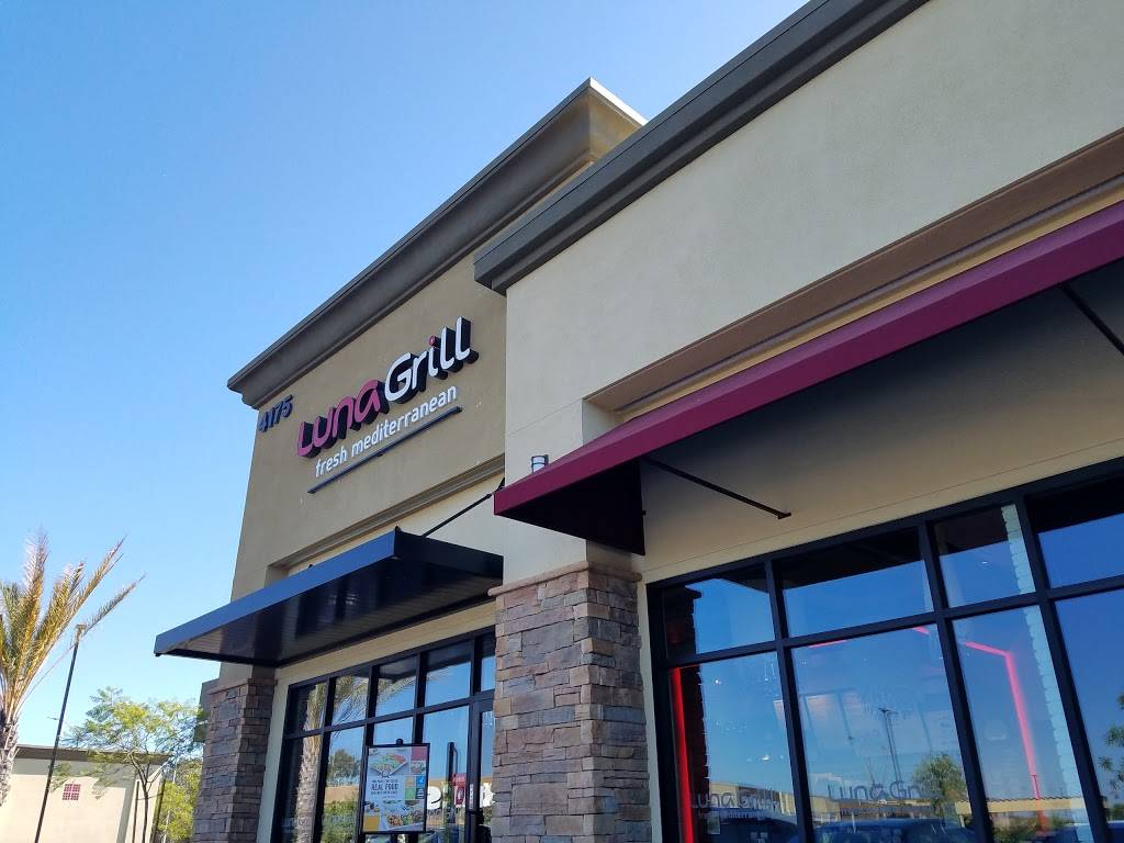 Luna Grill | restaurant | 4175 Genesee Ave Suite 100, San Diego, CA 92111, USA | 8582685862 OR +1 858-268-5862