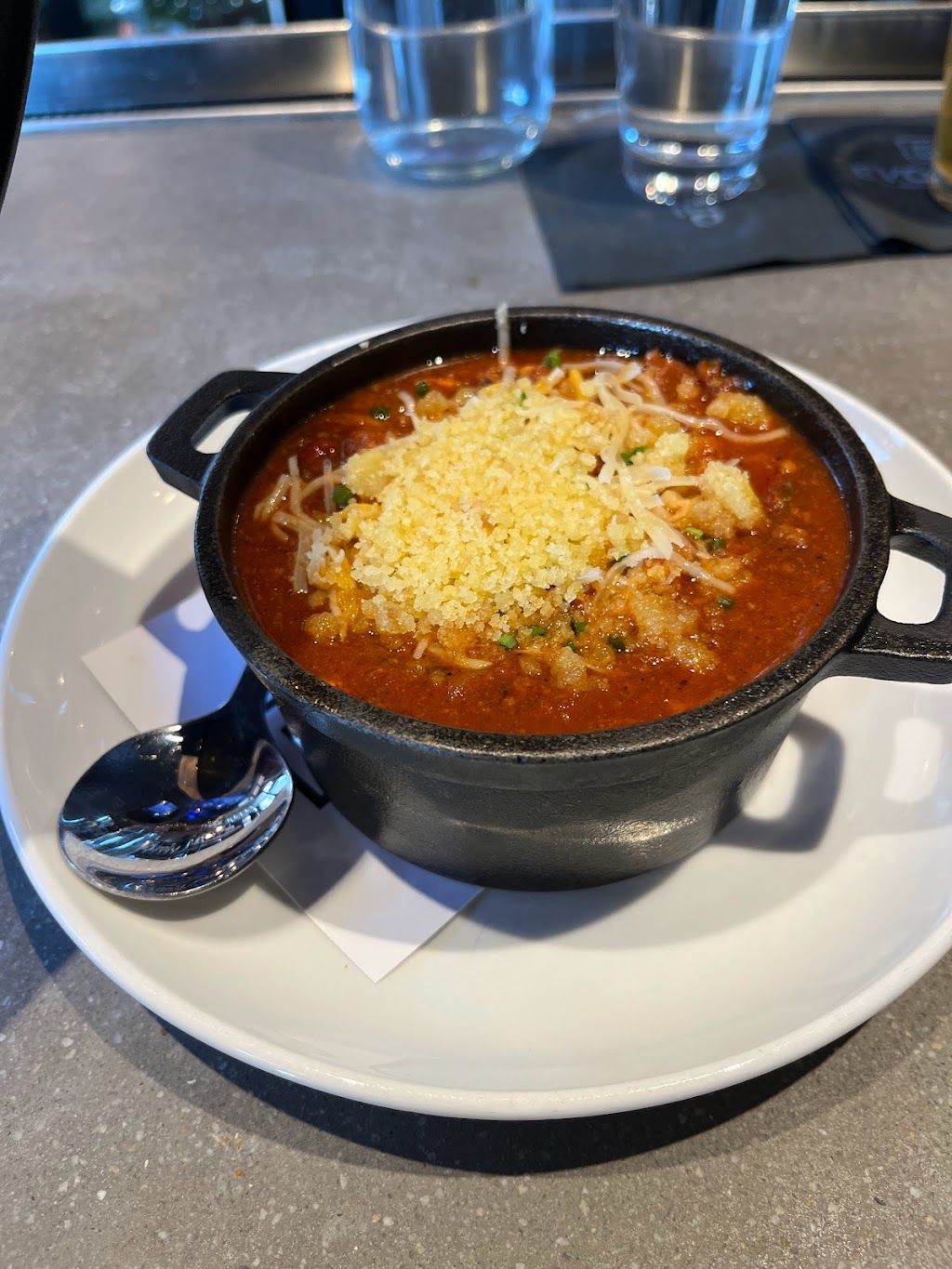 The Local on The Avenue | restaurant | 8161 Honeygo Blvd, Nottingham, MD 21236, USA | 4108708250 OR +1 410-870-8250