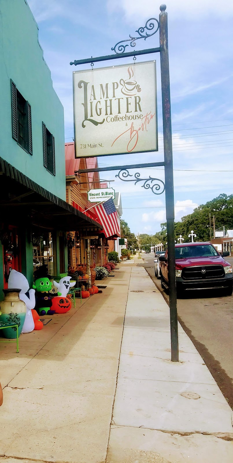 The Lamp Lighter Coffeehouse & Bistro | restaurant | 731 Main St, Franklin, LA 70538, USA | 3378283441 OR +1 337-828-3441