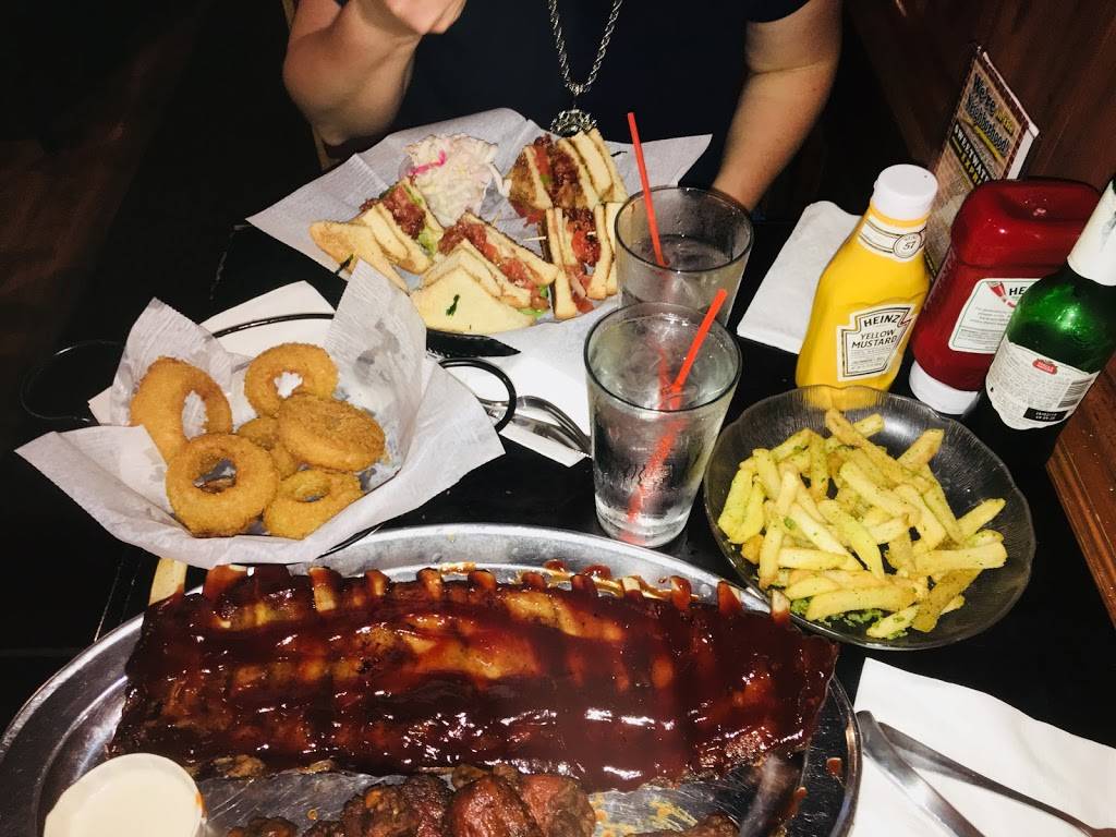 Sweetwater Tavern | restaurant | 400 E Congress St, Detroit, MI 48226, USA | 3139622210 OR +1 313-962-2210