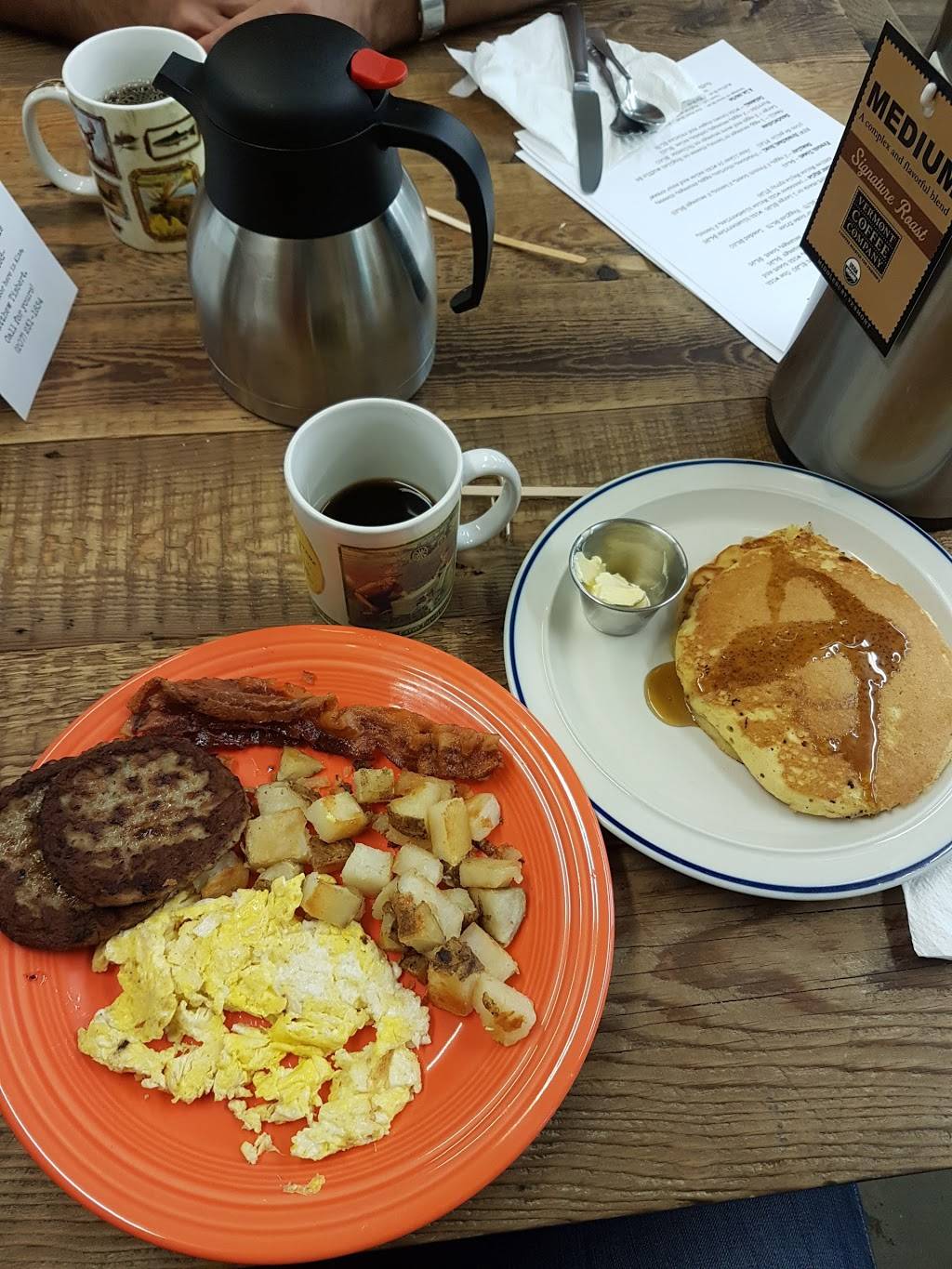 Alna General Store | restaurant | 2 Dock Rd #3003, Alna, ME 04535, USA | 2075865515 OR +1 207-586-5515