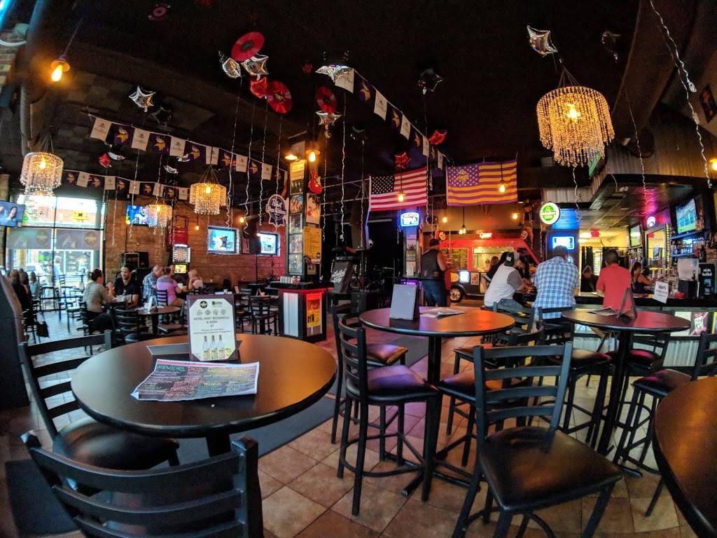 Ziggys Street Food Cocktails & Music | restaurant | 132 Main St S, Stillwater, MN 55082, USA | 6513421773 OR +1 651-342-1773