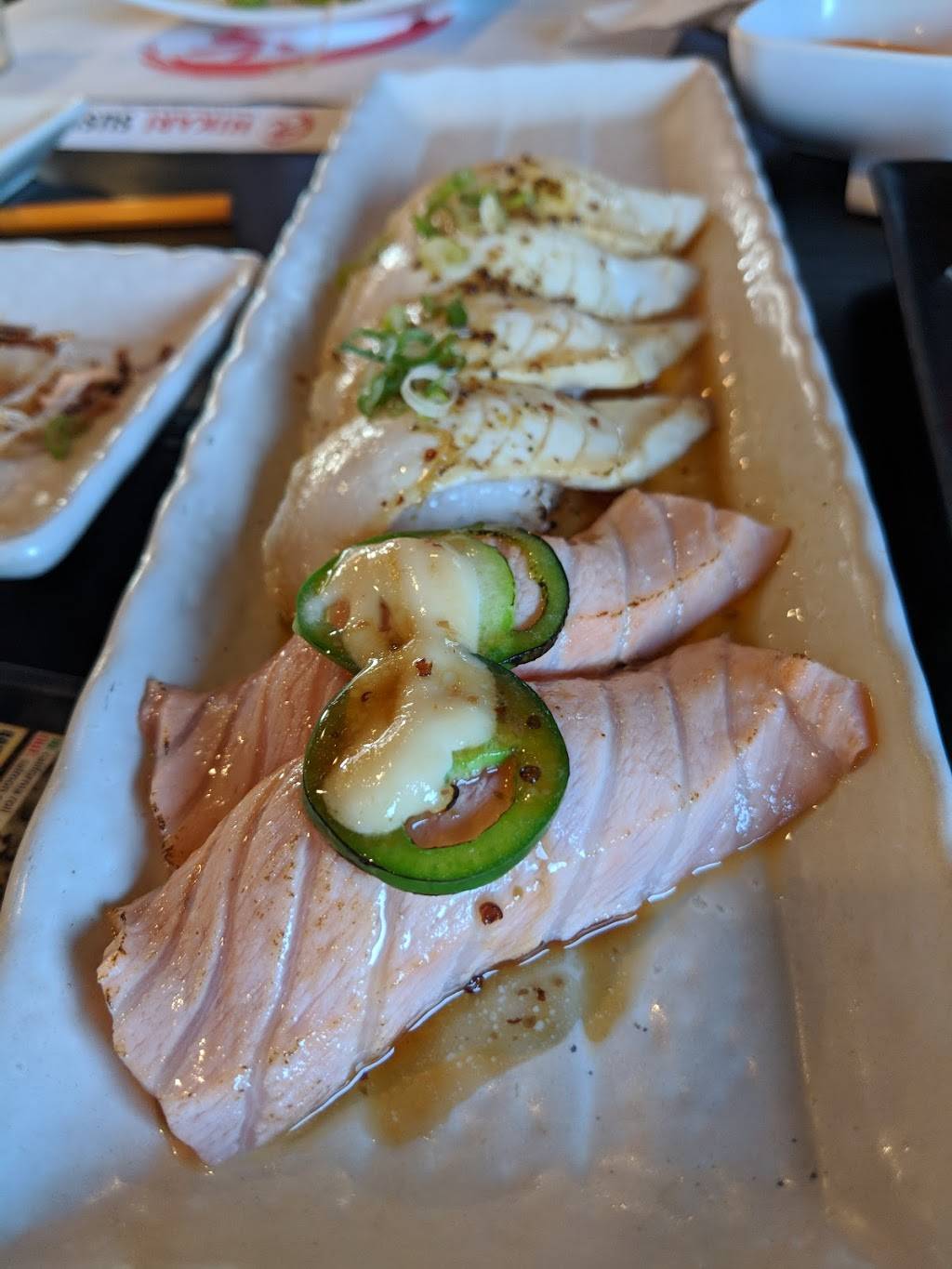 Hikari Sushi | restaurant | 2064 Verdugo Blvd, Montrose, CA 91020, USA | 8189571800 OR +1 818-957-1800