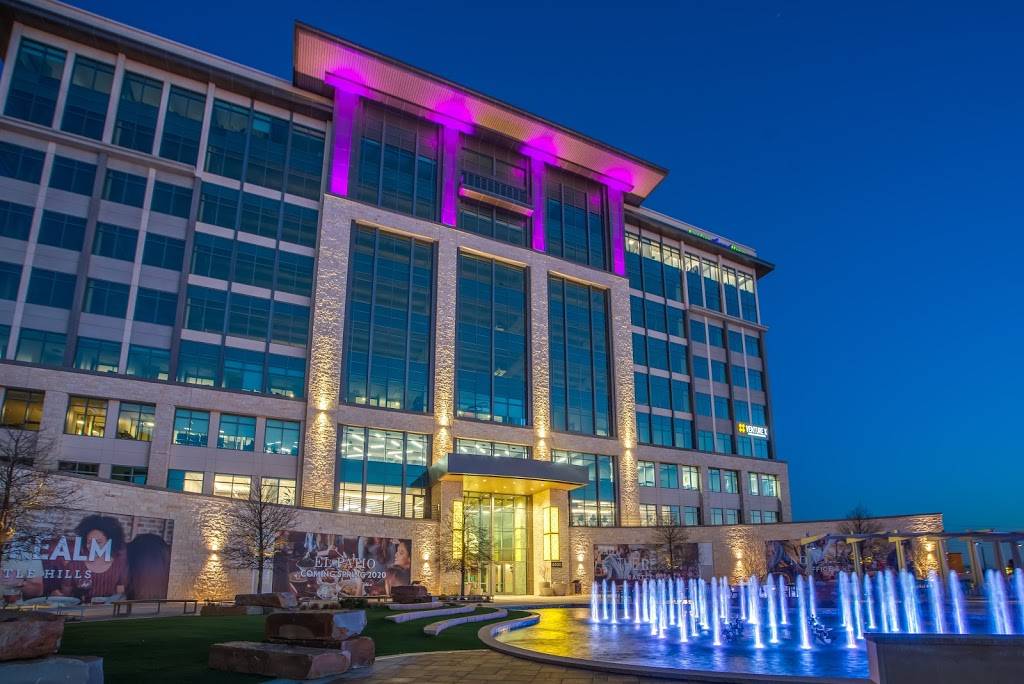 The Realm Castle Hills | restaurant | 4400 TX-121, Lewisville, TX 75056, USA | 9724106600 OR +1 972-410-6600