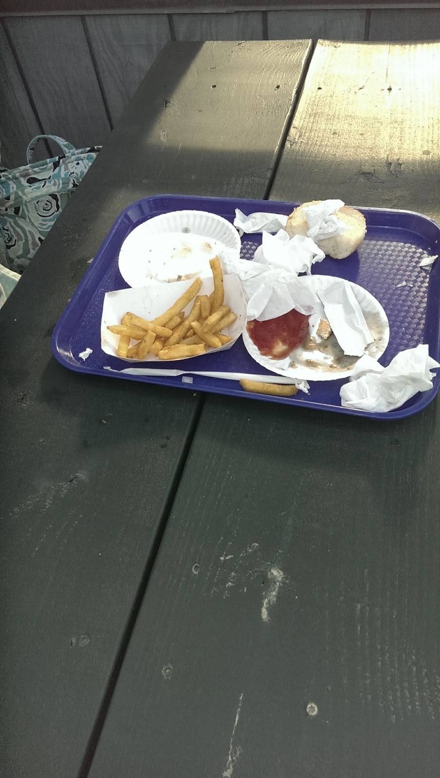 Caddie Shack | restaurant | 316 Ashley Falls Rd, Canaan, CT 06018, USA | 8608248476 OR +1 860-824-8476