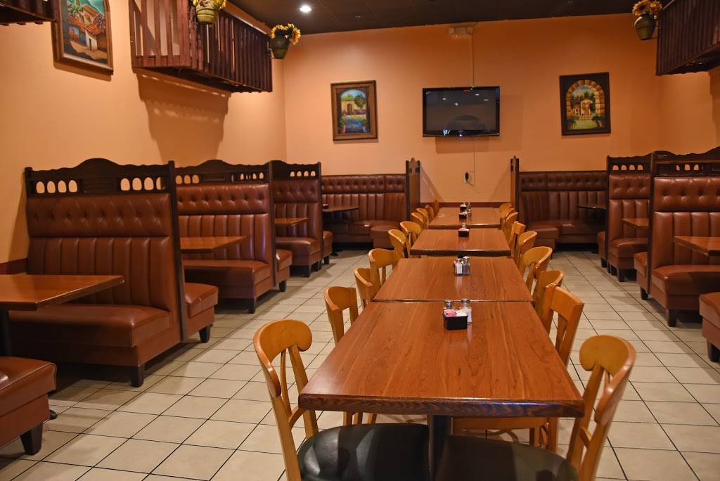 Los Tres Amigos | restaurant | 63 NE Carefree Ln, Waukee, IA 50263, USA | 5159870393 OR +1 515-987-0393