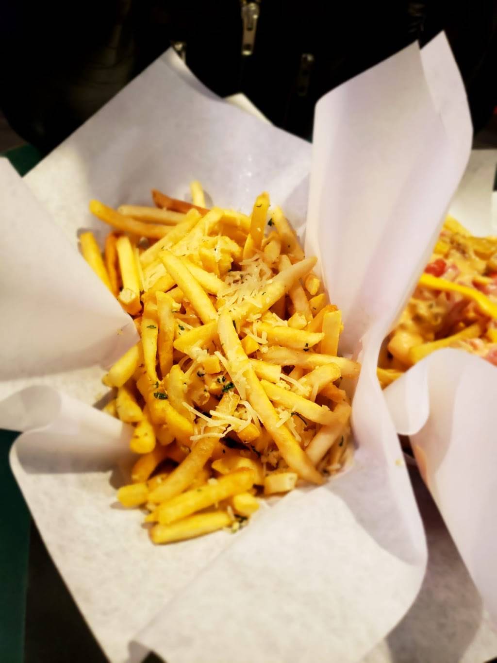 Willies Burgers | restaurant | 2415 16th St, Sacramento, CA 95818, USA | 9164442006 OR +1 916-444-2006