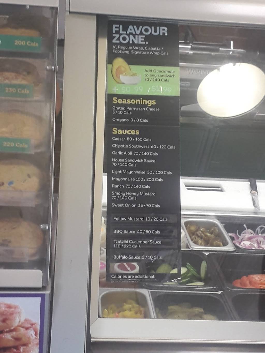 Subway | meal takeaway | 1123 St Clair Ave W, Toronto, ON M6E 1B1, Canada | 6473442241 OR +1 647-344-2241